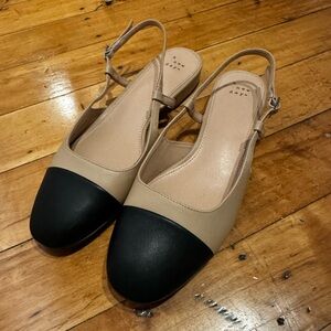 NEW Slingback Flats - 9
